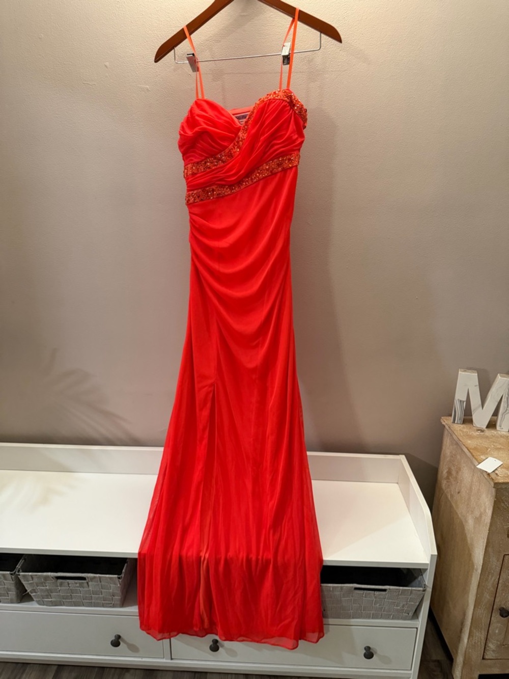 Hailey Logan by Adrianna Papell Neon Coral Beaded Ruched Prom Formal Gown‎ 11/12